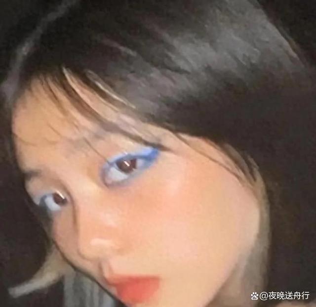 王诗龄又惹大麻烦，视频流出后李湘连夜杀到英国，留学交友太开放