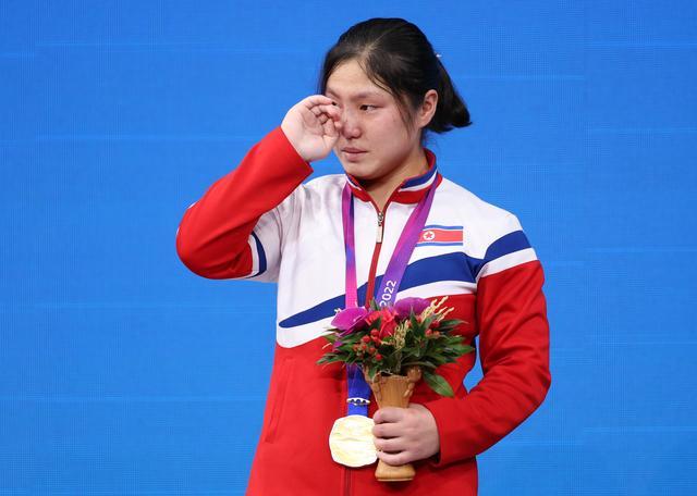 金日景打破世界纪录 朝鲜队林银心以较大优势夺冠 中国队收获两银
