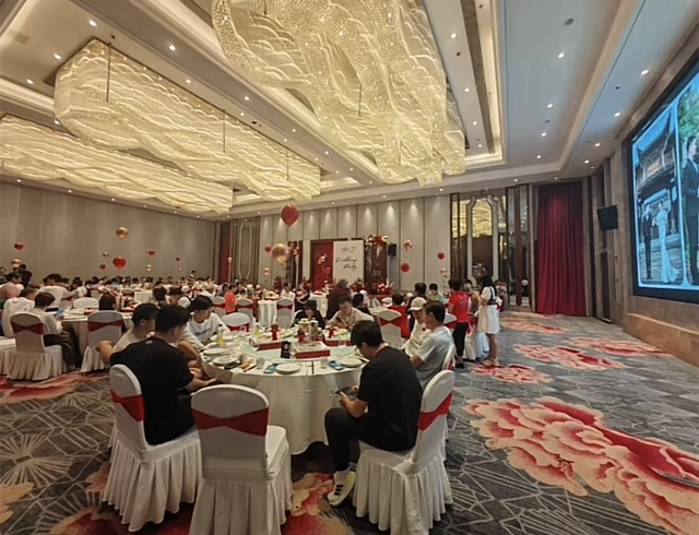 奥运冠军邓琳琳结婚 咱就说奥运冠军有多么低调？