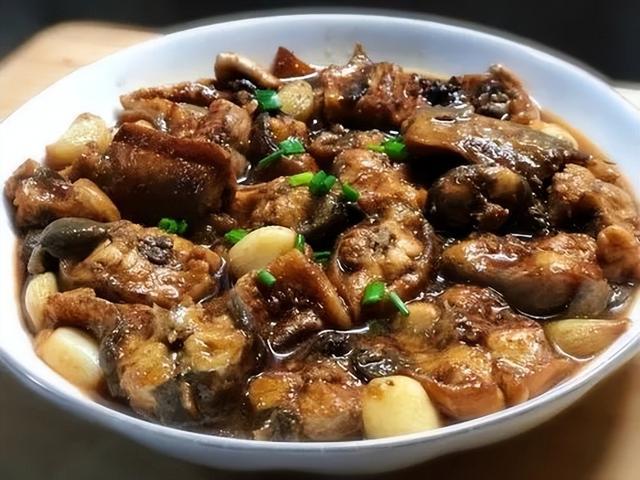 红薯的“死对头”，提醒：二者万不可同吃，吃红薯的禁忌要了解
