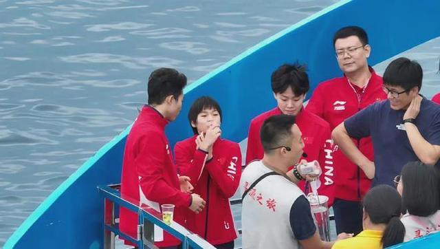 全红婵退出国家队跳水队辟谣已经返回北京参训