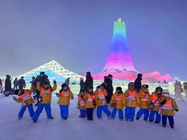 家长回应广西“小砂糖橘”游学东北:费用不贵 请网友少打扰