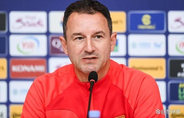 不想被征召，男足球员故意摆烂？名记曝光人数，被点名两人该严查