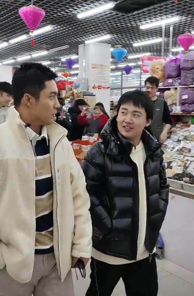 近照曝光郭麒麟胖了网友好离谱啊完全认不出来了