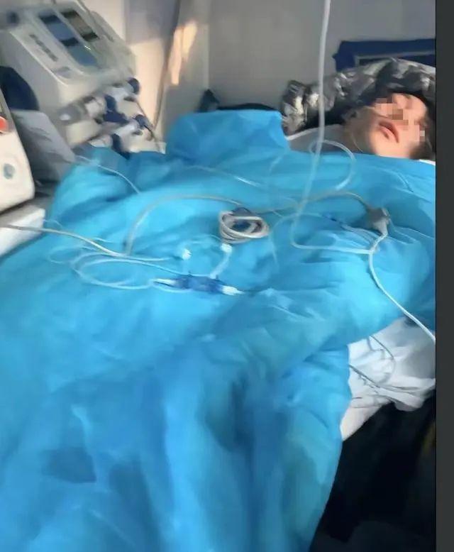 警方回应山东小钺钺被利器重伤：嫌疑人案发当天已被刑拘，现已被逮捕