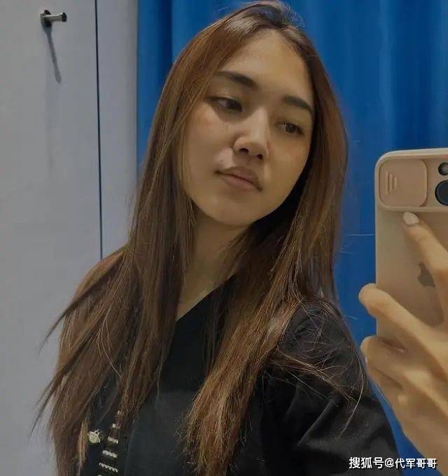 23岁女歌手因心力衰竭去世家人隐瞒死亡真相3