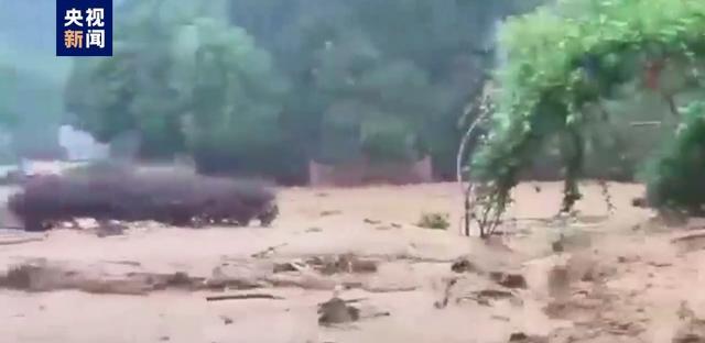 广西岑溪波塘镇洪水已致两人遇难