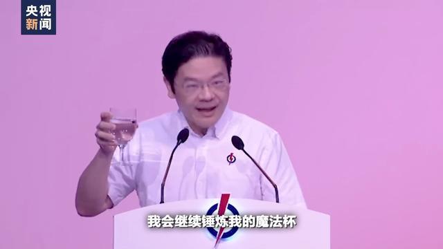 李显龙的20年：在惊涛骇浪中掌舵，新加坡驶向新纪元