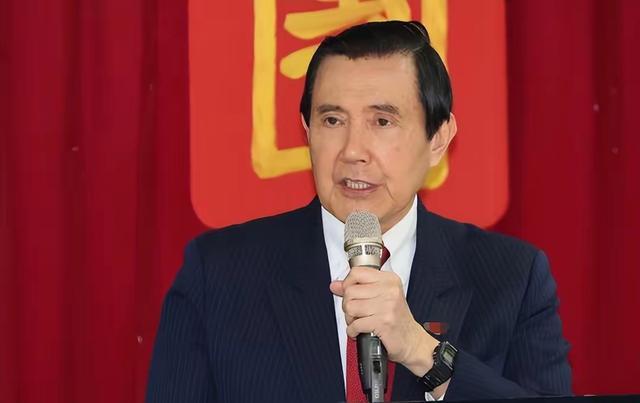 马英九离任礼结束,今后将由八位警员轮流担任警卫