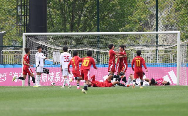 国际中体联足球世界杯：中国男子1队2队会师半决赛，决赛席位锁定