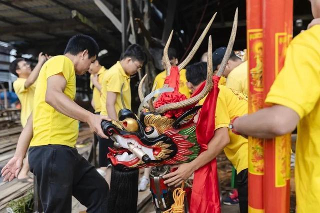 会漂移的龙舟"何以出圈又出海：龙舟经济乘风破浪