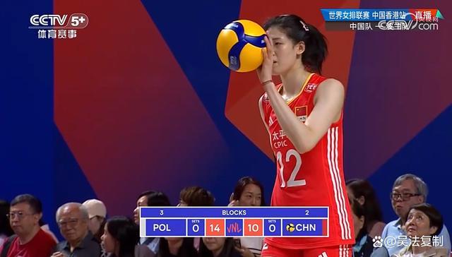 中国女排3-0波兰的背后：掌声要送给蔡斌指导——战术布局见成效