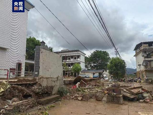 梅州两地因强降雨造成9死6人失联
