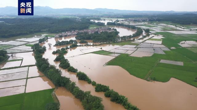 工地被泥土淹没 3人遭埋压江西洪涝灾害已致67万人受灾