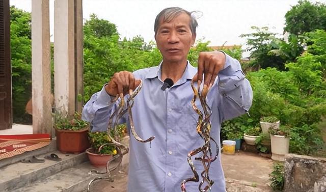越南一名66岁男子33年没剪指甲