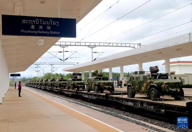 解放军在老挝集结完毕 携多型武器装备参演 中老“友谊盾牌－2024”联演即将开启