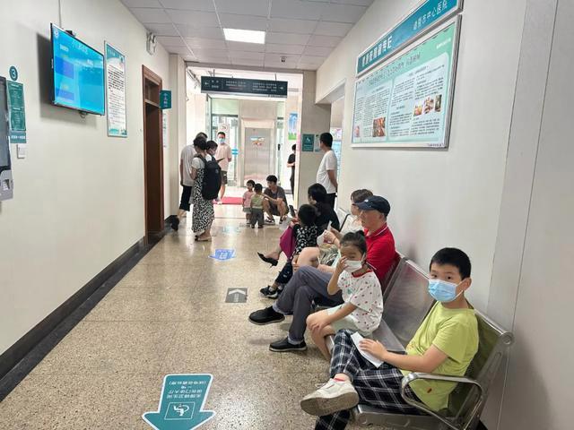 多省腺病毒感染激增，儿童高热不退成焦点