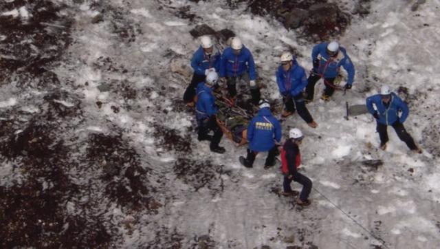 中国58岁游客在富士山死亡 当地警方：正在调查 