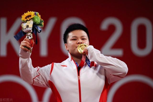 19岁日本体操女队队长或因抽烟被剥夺奥运会资格 奥运金牌得主命运多舛