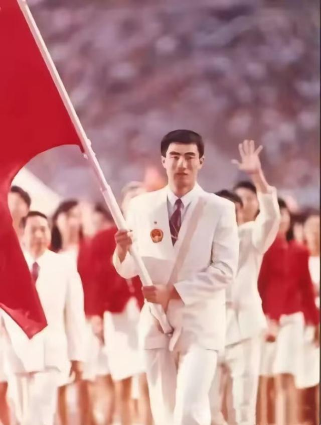 盘点奥运开幕式中国代表团历代旗手 从王立彬到马龙的传承与荣耀