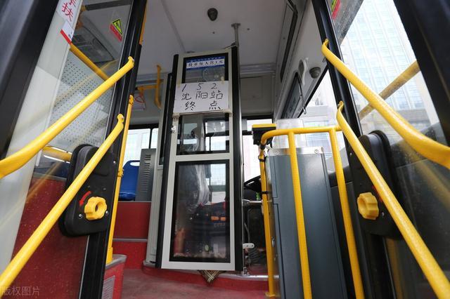 上海专车司机分享一天赚近千窍门 告别公交低薪生涯
