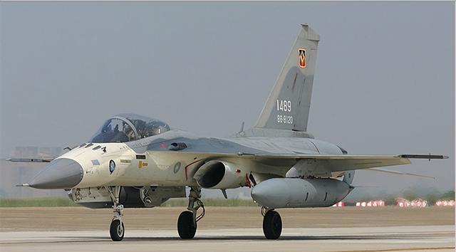 菲律宾空军赴澳参加军演有何目的 应对中国无人机挑战？