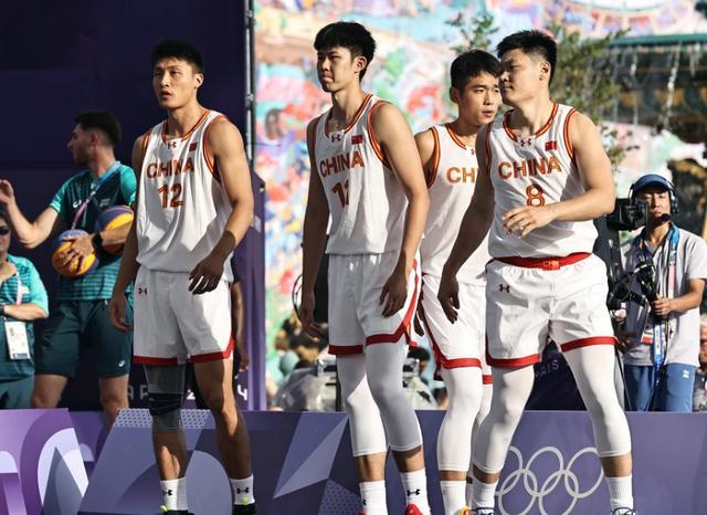 中国三人男篮：1-8落后追至16-21惜败立陶宛 张宁5分出线形势告急