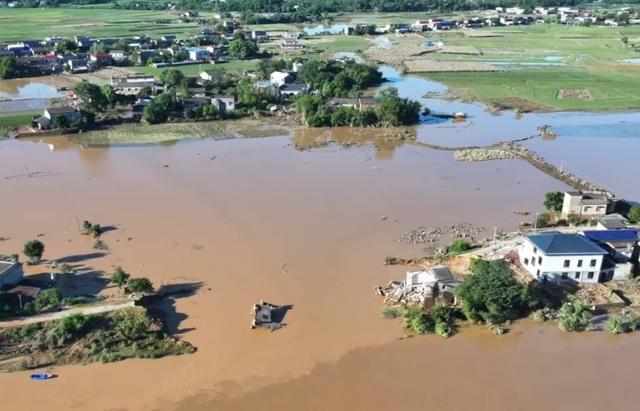 强降雨呼叫转移 东北成防汛重点，多地严阵以待