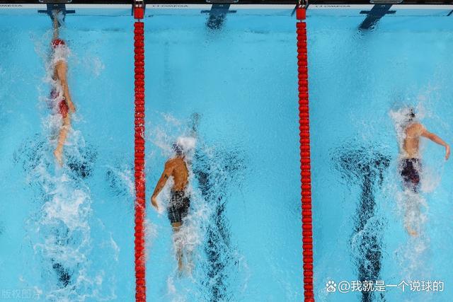 潘展乐第4棒逆天翻盘！男子4x100混接力中国夺金 破美国60年垄断！