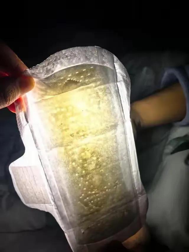 怎么看卫生巾品牌集体塌房 长度争议引关注