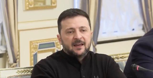 泽连斯基寻求同拜登讨论加入北约 特朗普谈话被视“无意义”