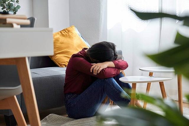 高三女生拿抑郁症当挡箭牌 专家建议