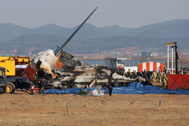 韩国空难是天灾还是人祸 悲剧引发深思