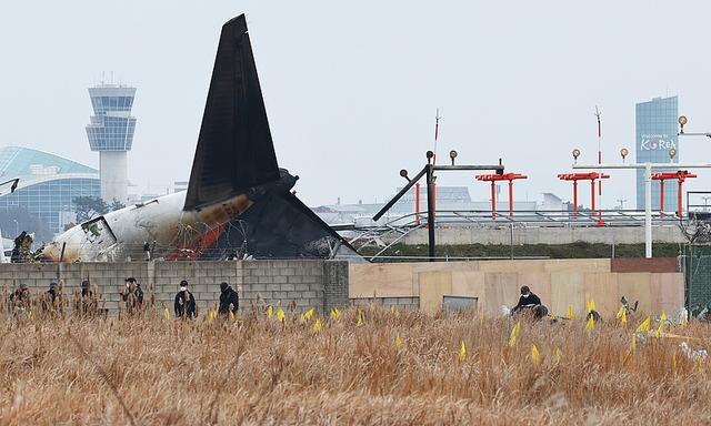 发生空难的韩务安机场延长关闭时间