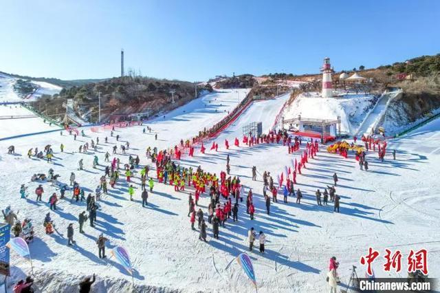 第十一届全国大众冰雪季天津开场 激发全民冰雪热情