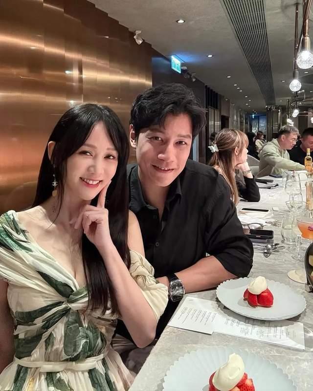 陈乔恩晒和Alan过生日合照 浪漫派对羡煞众人