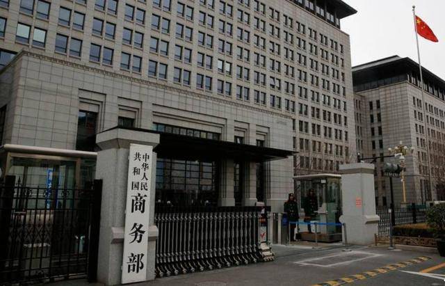 特朗普对中国连退2步释放何信号 关税战策略失败