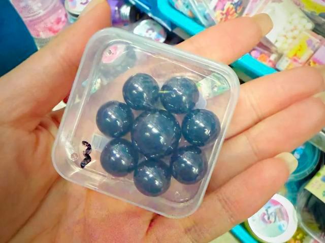 醫(yī)生提醒多款網(wǎng)紅玩具藏毒千萬別買 隱形炸彈潛伏孩子身邊