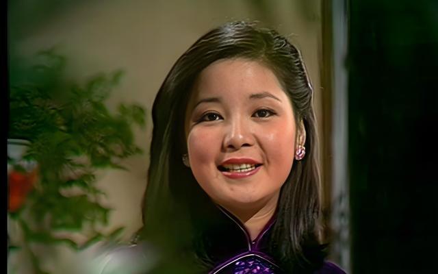 去世30年邓丽君依然是大女主