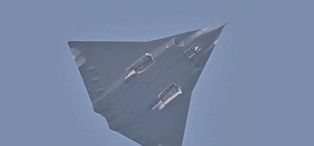 歼-10CE为何在印巴冲突中抢尽风头 空中较量显实力