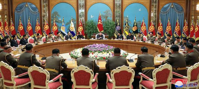 朝軍將帥“大換血”,，朝鮮領(lǐng)導(dǎo)人雷厲風(fēng)行，給百萬人民軍敲響警鐘