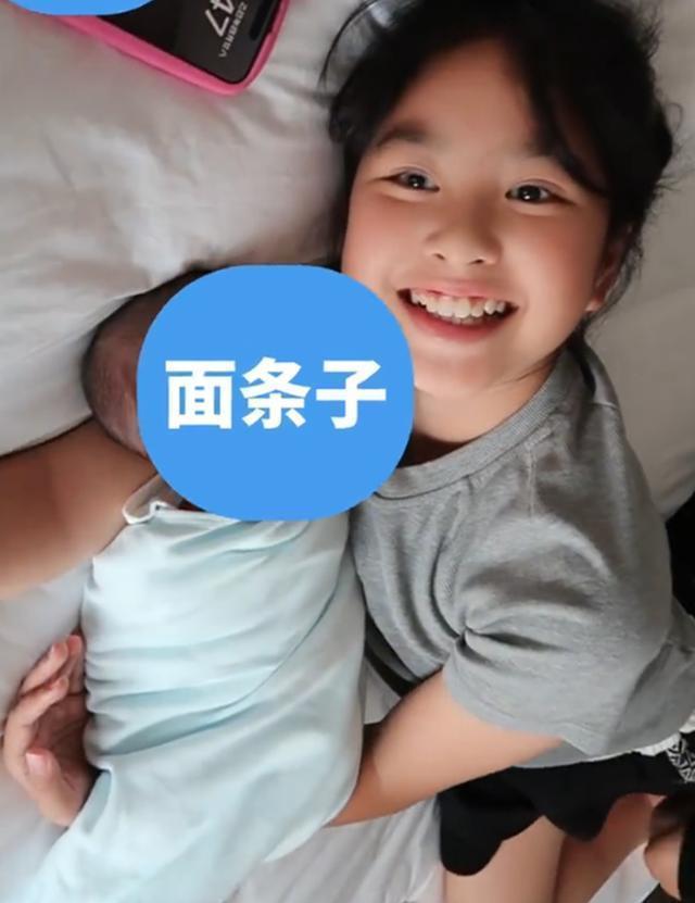 37岁包文婧感叹产后减肥不易 二胎满月喜上加喜