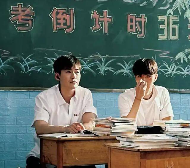 張翰時(shí)隔十六年再演學(xué)生 網(wǎng)友：狀態(tài)挺好就是老了 