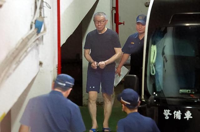臺北前副市長妻子跳樓身亡 柯文哲表達(dá)震驚與歉意