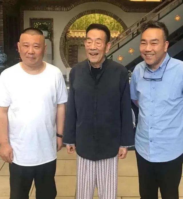 楊少華上午還被推著參加剪彩 94歲高齡離世引發(fā)關(guān)注