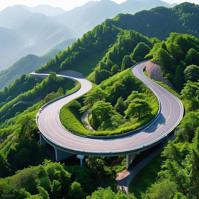 房地产调控正在完成180度大转弯 市场分化与政策调整并行