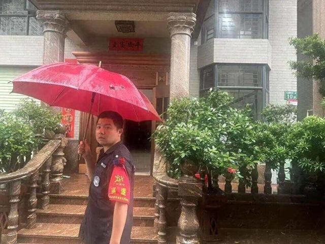 广州山体垮塌受伤干部回忆事发瞬间