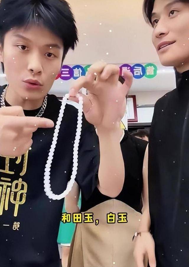 国务院点名封杀，这几位知名网红彻底凉凉 劣迹曝光无底线