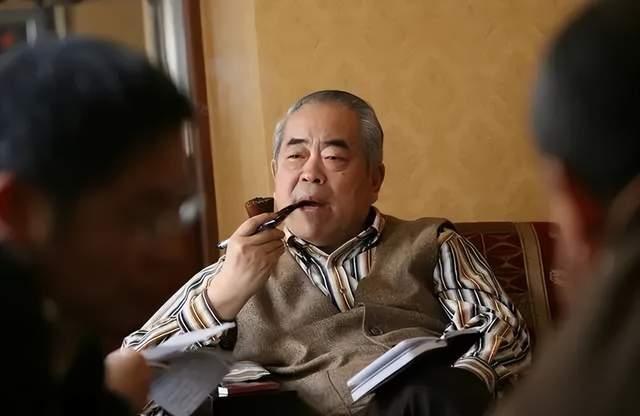 叛师恩，夺友妻，今陷20亿豪门内斗？