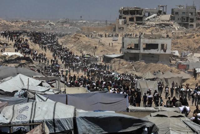 强制迁移两百万人，意图兴建度假胜地，美国要接管加沙至少10年？ 特朗普政府计划引发争议